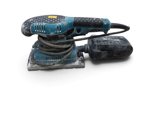 Makita B03710