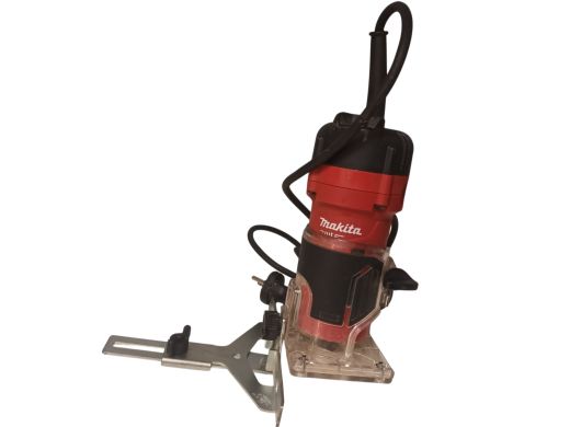 Makita M3700