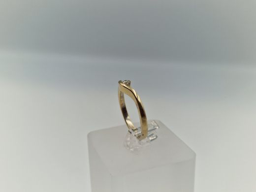 Zelta gredzens ar briljantu, 2.53 g, izm. 17.2