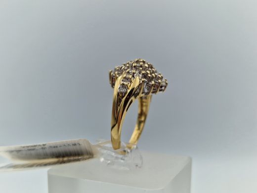 Zelta gredzens ar briljantu, 4.82 g, izm. 16.8