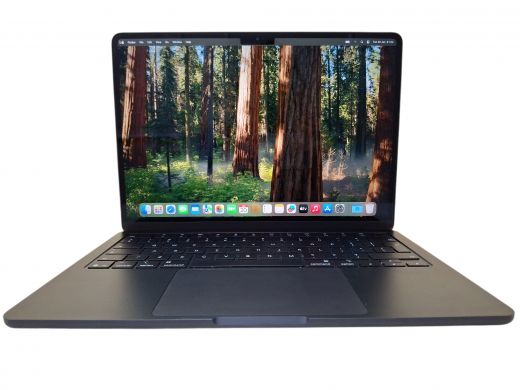 Apple Macbook air A3240