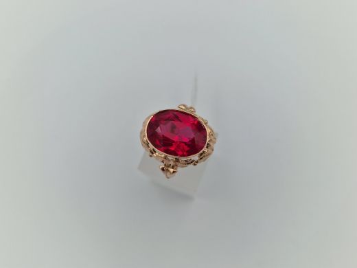 Zelta gredzens ar koraļļi, 6.5 g, izm. 17.5