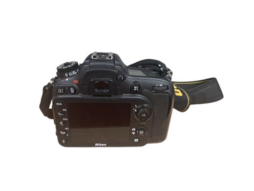 Nikon D7100