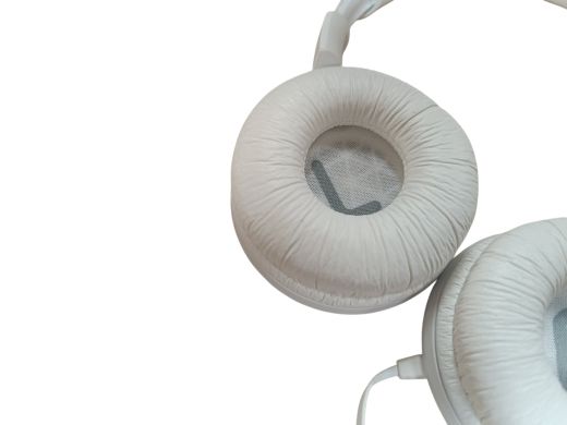JBL Tune 400