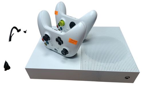 XBox One S 825 gb