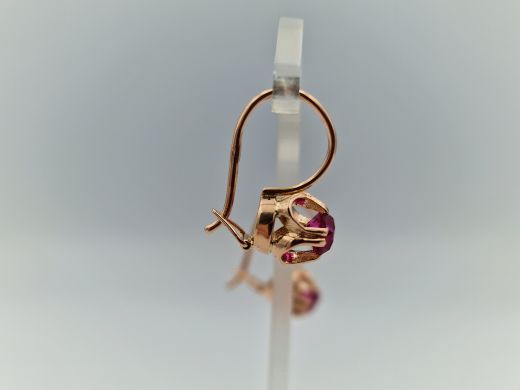 Золотые серьги с кораллом, 3.21 г