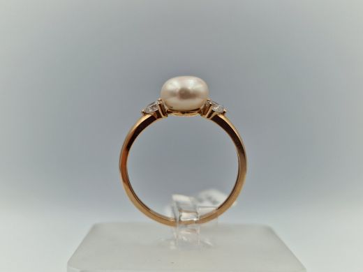 Золотое кольцо с цирконом, 1.72 г, разм. 17