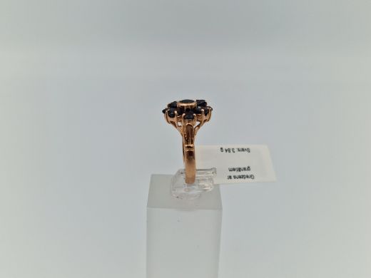 Zelta gredzens ar granātu, 3.84 g, izm. 16
