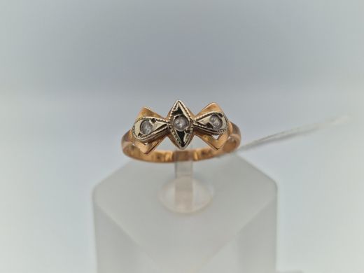 Золотое кольцо с цирконом, 1.9 г