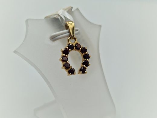 Золотой кулон с гранатом, 1.34 г