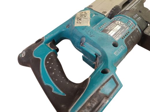 Makita DFR550 