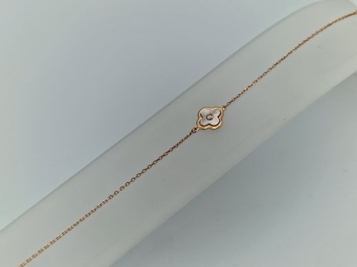 Zelta rokassprādze ar peridotu un pērle un cirkoniju un perlamutru, 1.14 g, izm. 19