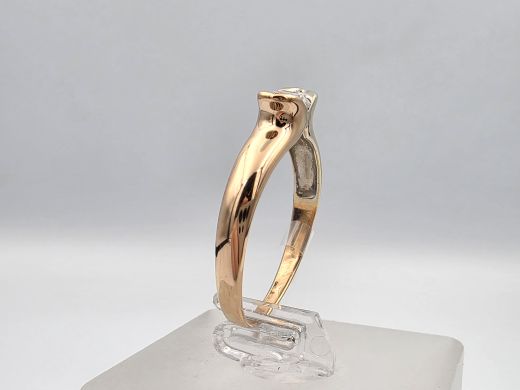 Gold ring with zircon, 2.07 g, size 18
