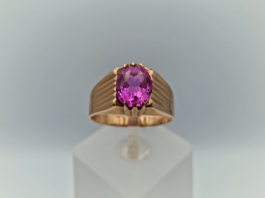 Zelta gredzens ar koraļļi, 4.99 g, izm. 19.5