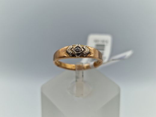 Золотое кольцо с бриллиантом, 2.69 г, разм. 16