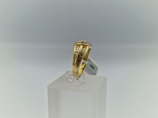 Zelta gredzens ar briljantu, 5.01 g, izm. 18.5