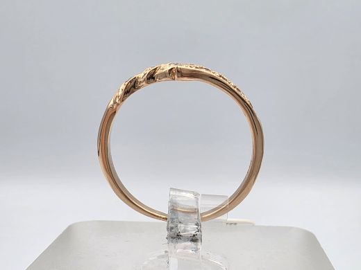 Gold ring, 1.22 g, size 16