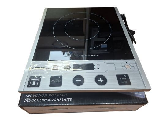 First Austria Plīts 