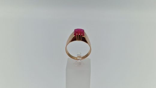 Zelta gredzens ar koraļļi, 5.19 g, izm. 19.5