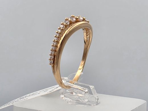 Gold ring with zircon, 2.38 g, size 18