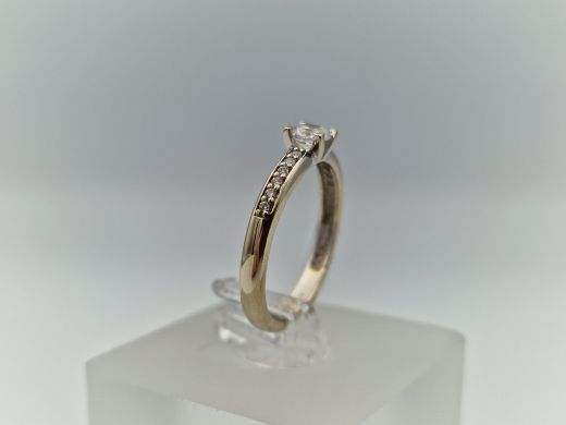 Zelta gredzens ar cirkoniju, 2.28 g, izm. 16