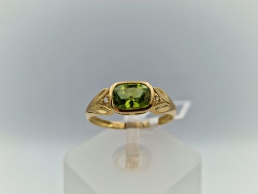 Zelta gredzens ar peridotu un cirkoniju, 2.03 g, izm. 17.5