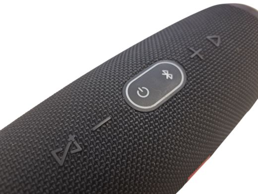 JBL Charge 4