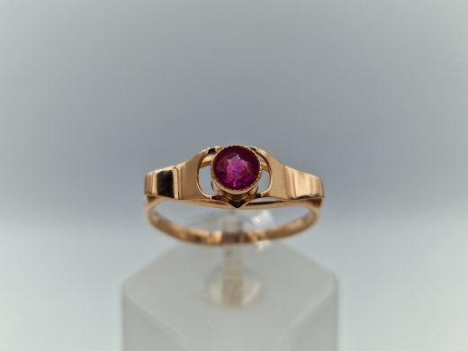 Zelta gredzens ar koraļļi, 2.95 g, izm. 21