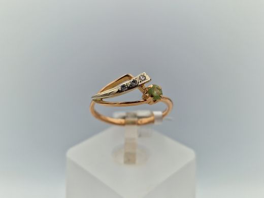 Zelta gredzens ar peridotu, 1.74 g, izm. 17