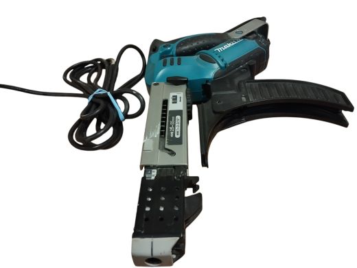 Makita 6842 