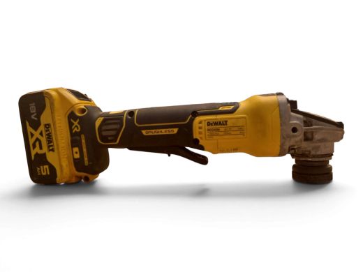 DeWalt Dcg406