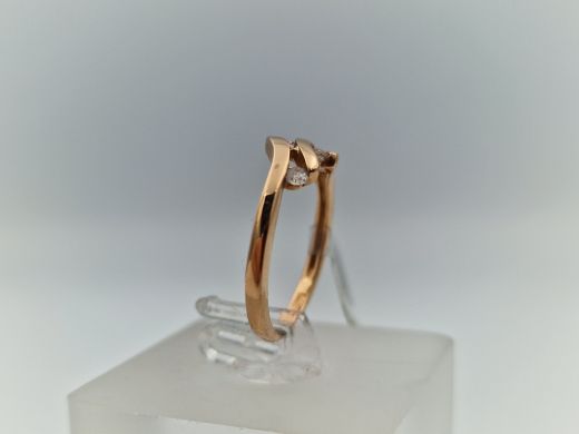 Золотое кольцо с цирконом, 2.1 г, разм. 16