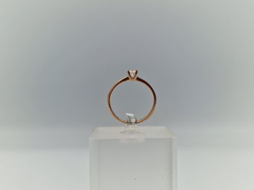 Золотое кольцо с цирконом, 1.4 г, разм. 16.5