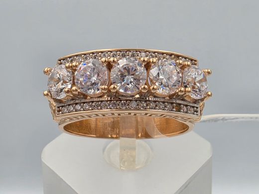 Gold ring with zircon, 9.27 g, size 20.5