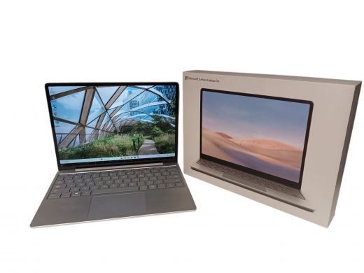 Microsoft SurfaceLaptop  go