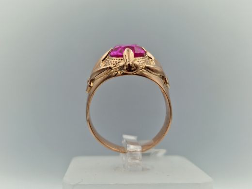 Zelta gredzens ar koraļļi, 7.05 g, izm. 18