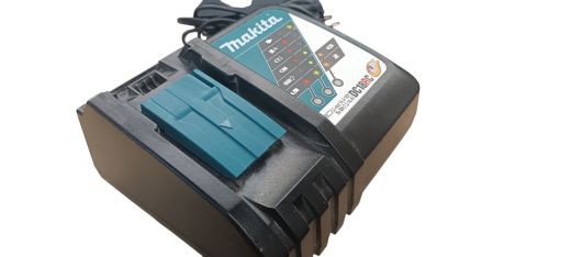 Makita DC18RC 