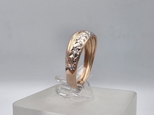 Золотое кольцо, 1.48 г, разм. 16