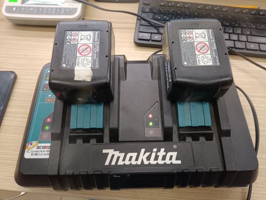 Makita Dc18Rd