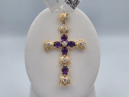Gold cross with diamond and amethyst, 6.57 g