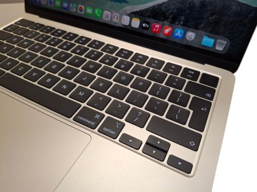 Apple Makbook Air M4 13 256 gb