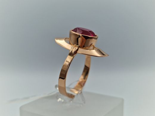 Zelta gredzens ar koraļļi, 4.42 g, izm. 19