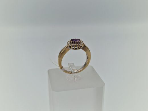 Zelta kulons ar ametistu