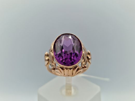 Zelta gredzens ar koraļļi, 6.39 g, izm. 18.5