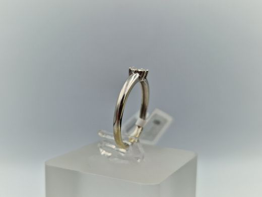 Zelta gredzens ar briljantiem, 1.67 g, izm. 16.5