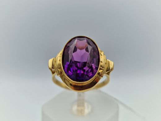 Zelta gredzens ar koraļļi, 8.75 g, izm. 19.5