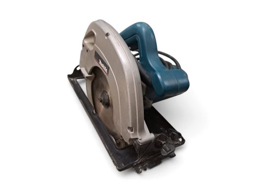 Makita 5704R