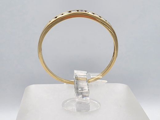 Gold ring with zircon, 1.27 g, size 18