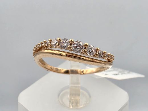 Gold ring with zircon, 2.38 g, size 18