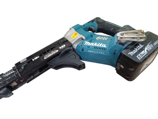 Makita DFR551 
